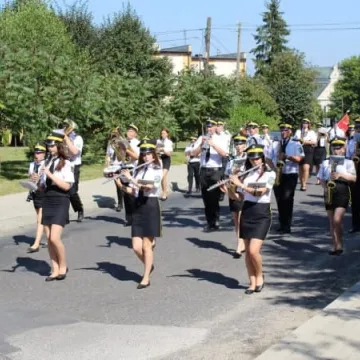 W podzięce Bogu za plony. Dożynki w Wielgomłynach