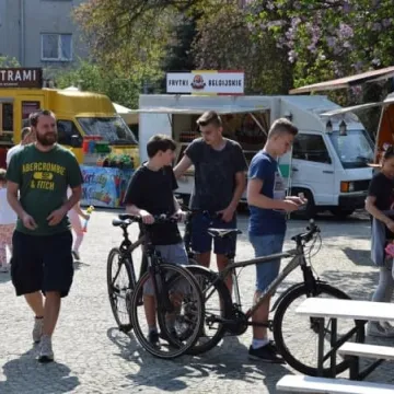 Food trucki opanowały plac 3 Maja