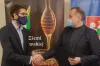 Powiat piotrkowski zacieśnia współpracę z branżą pszczelarską