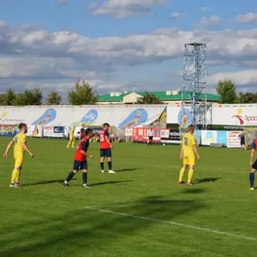 W meczu beniaminków: RKS Radomsko – KS Wasilków 5:0