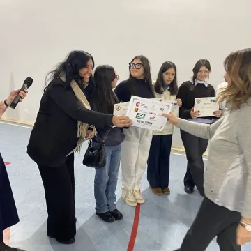 Certyfikaty wręczone, krakowiak zatańczony. Projekt Erasmus w 2 LO podsumowany