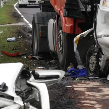 Tragiczny wypadek na DK42 niedaleko Granic