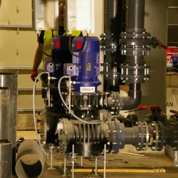 Radni wizytowali budowę nowego basenu w Radomsku