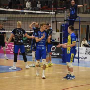 METPRIM Volley Radomsko kończy rok zwycięstwem nad Czarnymi Rząśnia