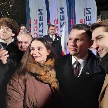 [WIDEO] Tak dla prostych podatków. Nie dla imigracji. Sławomir Mentzen pojawił się w Radomsku