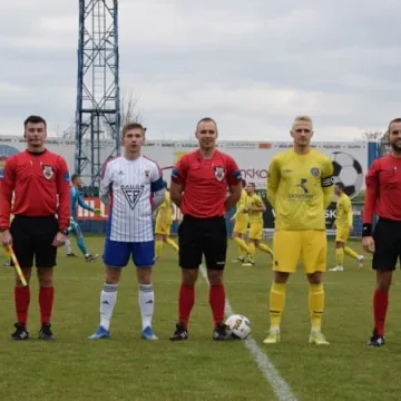 RKS Radomsko remisuje z Bronią Radom 1:1