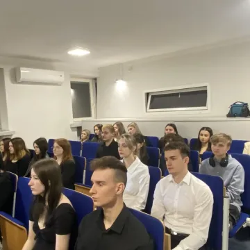 [WIDEO] To był ich dzień. Maturzyści z ZSDiOŚ oficjalnie zakończyli szkołę