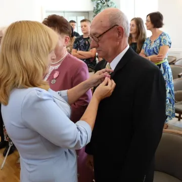 Złoci małżonkowie uhonorowani medalami