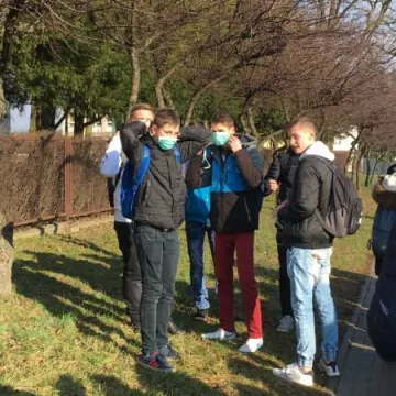 Antysmogowy happening uczniów Drzewniaka