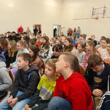 Mały bohater Miłosz Kwaśniak odebrał nagrodę od prezydenta Radomska