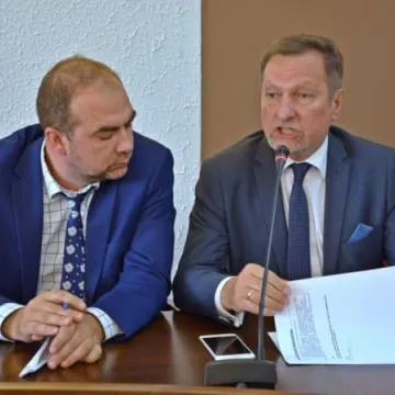 Radni powiatu obradowali