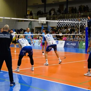 Bugaj Volley Radomsko pewnie wygrywa z Ikarem Legnica 3:0