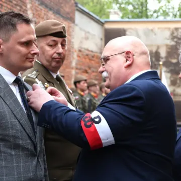 W Radomsku oddano hołd bohaterom. Był apel i salwa honorowa