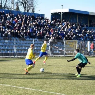 RKS rozgromił rezerwy Pelikana Łowicz 