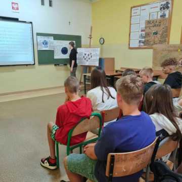 Młodzież z Dobryszyc aktywnie działa w Klubie Szkół UNICEF