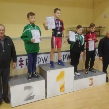 Zapaśnicy ZKS Radomsko z medalami 