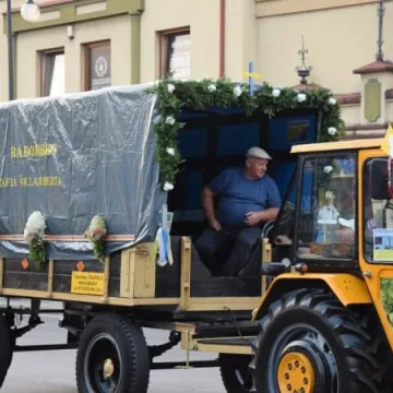 Wierni z Radomska wyruszyli na Jasną Górę