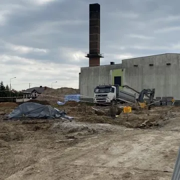 Miliony na rozwój bazy sportowej w powiecie radomszczańskim