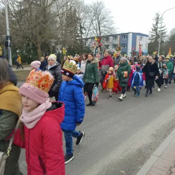 Orszak Trzech Króli w Radomsku: radość i kolędy