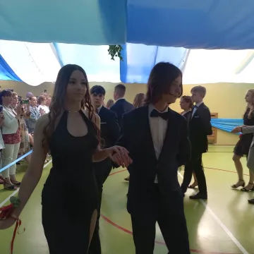 Bal na zakończenie ósmej klasy w PSP nr 2 w Radomsku
