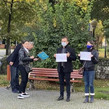 Prounijna manifestacja w Radomsku: „Zostajemy”, „Zostajemy”!