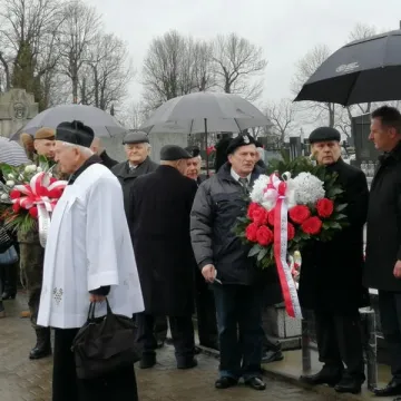 Oddali hołd „Warszycowi”