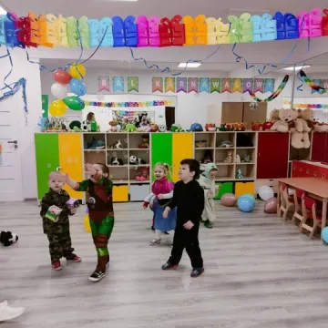 To ich pierwszy taki bal...