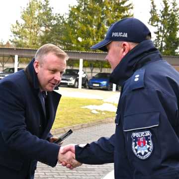 Wsparcie 60 000 zł od powiatu dla radomszczańskiej policji