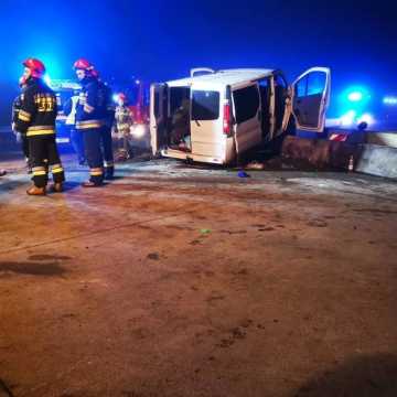 DK1: wypadek busa w okolicach Radomska. 5 osób rannych