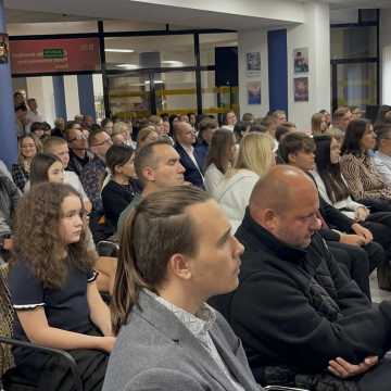 Najzdolniejsi uczniowie z Radomska wyróżnieni stypendiami prezydenta