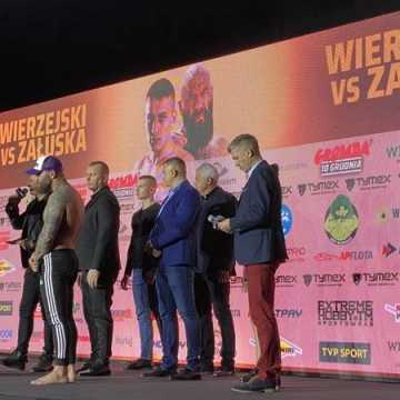 Ceremonia ważenia zawodników przed Tymex Boxing Night 19 w Radomsku