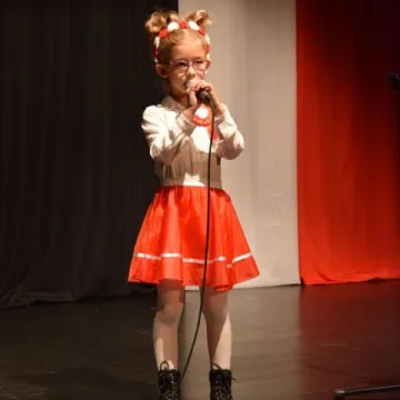 Piosenką uczcili Niepodległą