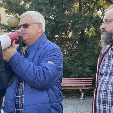 Prounijna manifestacja w Radomsku: „Zostajemy”, „Zostajemy”!