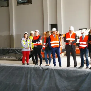 Radni wizytowali budowę nowego basenu w Radomsku