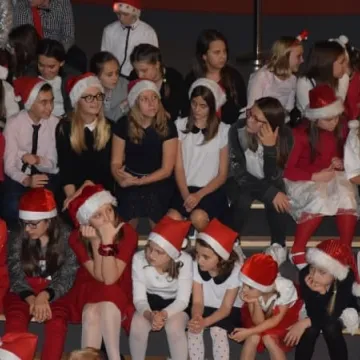 Świąteczny koncert charytatywny w PSP nr 6