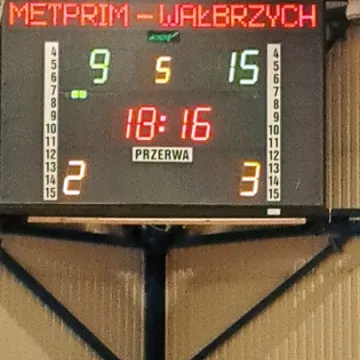 METPRIM Volley Radomsko przegrał wygrany mecz