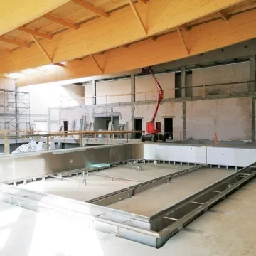 Budowa nowego basenu w Radomsku idzie pełną parą