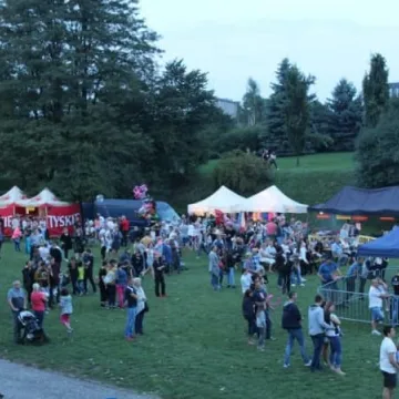 Letnie granie z Happysad