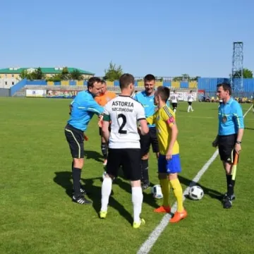 RKS wygrywa w meczu na szczycie 