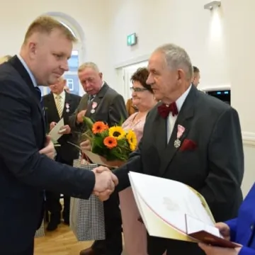 8 par obchodziło Złote Gody