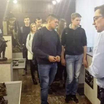 Uczniowie „Mechanika” na politechnice