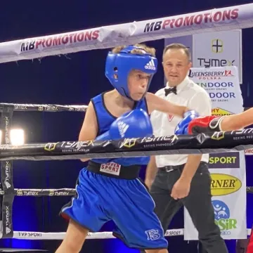 Korner Radomsko Boxing Night 2023. Robert Parzęczewski znokautował rywala