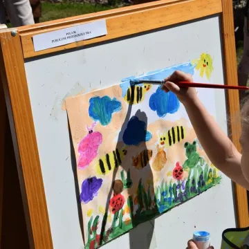 Wiosenne malowanie w PP 9 w Radomsku