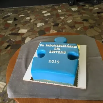 Pochód ulicami miasta - VII Radomszczańskie Dni Autyzmu