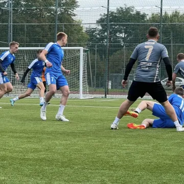 Gołębiarze zwiększają przewagę punktową