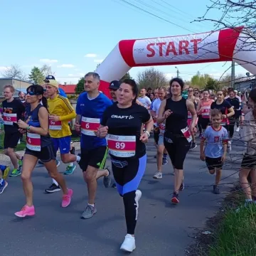 Bieg Charytatywny ulicami Radomska. Cel? Pomoc dla Pauliny