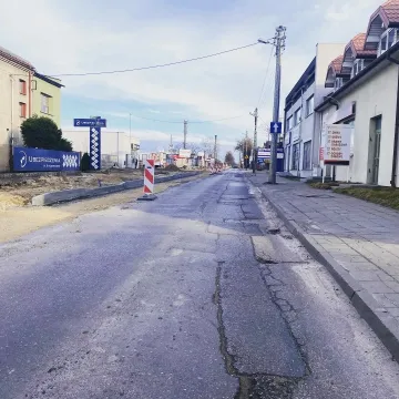 12 kwietnia zmieniła się organizacja ruchu na Krasickiego w Radomsku. Ulica będzie etapami zamykana