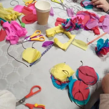 Pisanki i pająki ludowe ożywiły tradycję w Gidlach