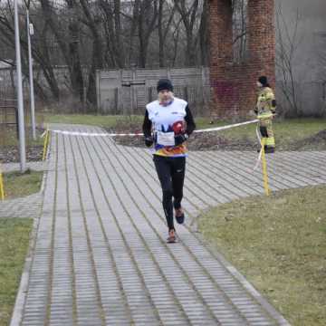 [WIDEO] Glinianki parkRUN w Radomsku. Bieg dla zdrowia i WOŚP 2025