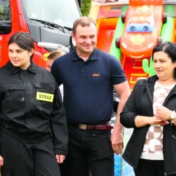 Strażacki piknik rodzinny w Dąbrówce zintegrował mieszkańców